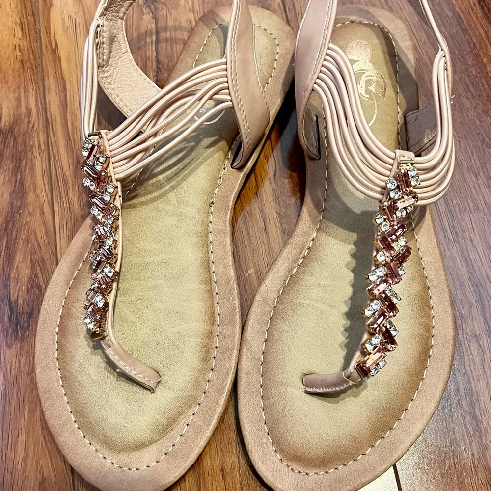 CG Shoes, AREILLA style, gemstone thong sandal, blush color, size 7.5, brand new